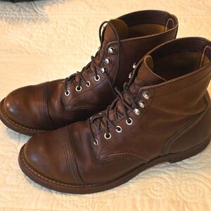 Red Wing Heritage Iron Ranger 8111 9.5D